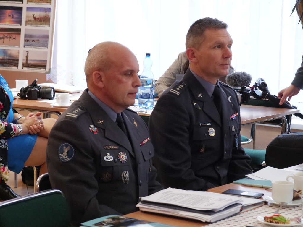 Powidz: rozbudowa bazy a ochrona środowiska GALERIA ZDJĘĆ