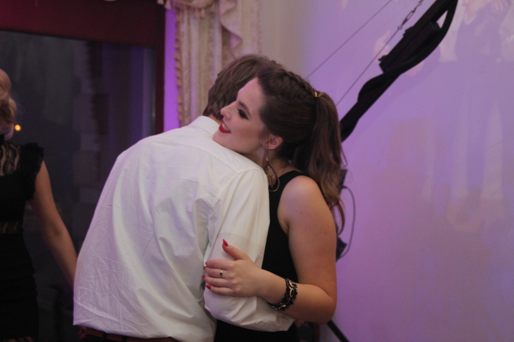 Studniówka LO: Tak się bawią maturzyści ZDJĘCIA