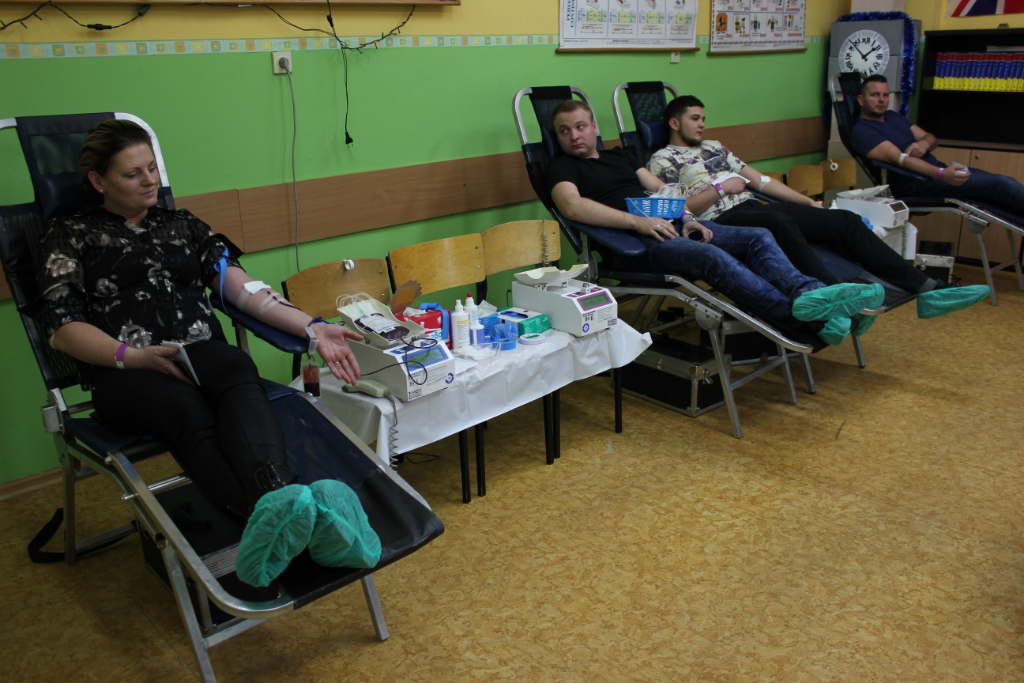 Oddali krew w Drążnej