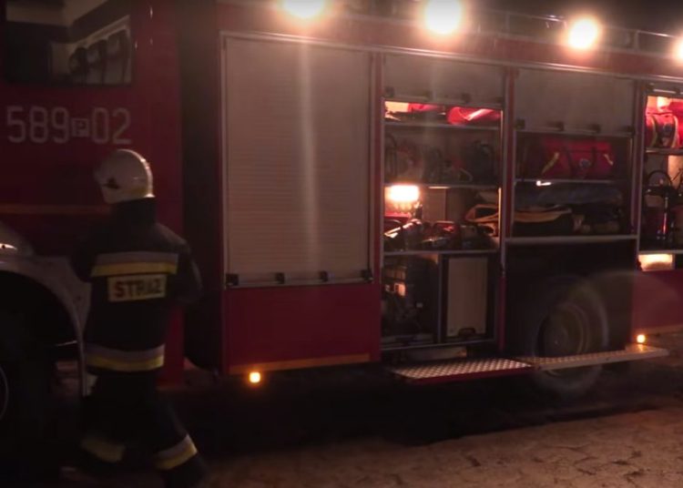 Na stacji paliw wybuchł pożar