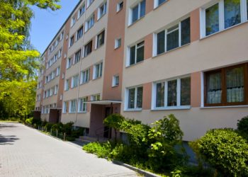 Na osiedlach grasuje oszust. Uważajcie!