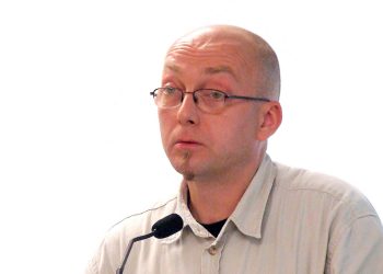 Za co dostawał kasę ze starostwa?