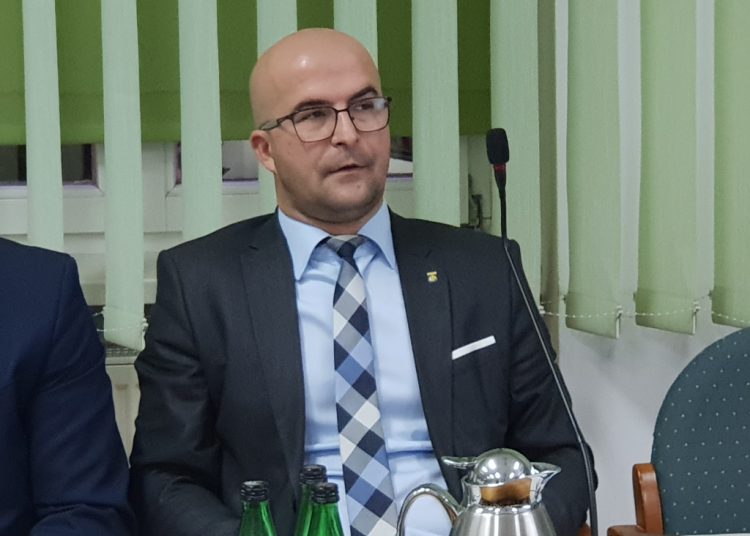 Król: przewodniczący stosuje dyktat. Będzie wniosek o odwołanie Gałana?