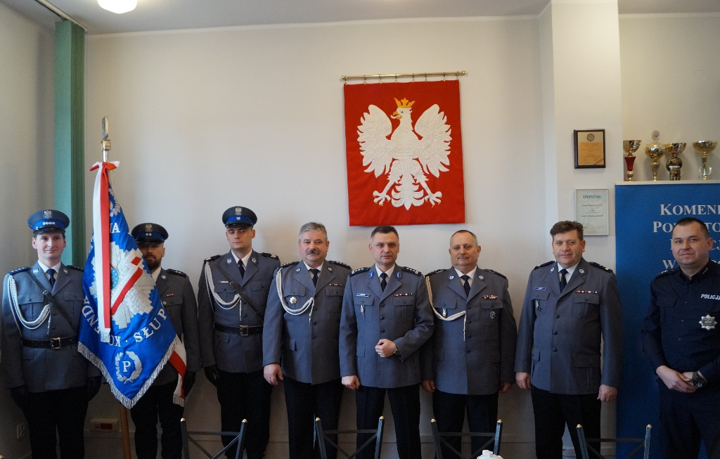 Policjanci przeszli na emeryturę