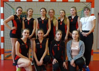 Mistrzowskie tytuły Kowalewa i Cienina