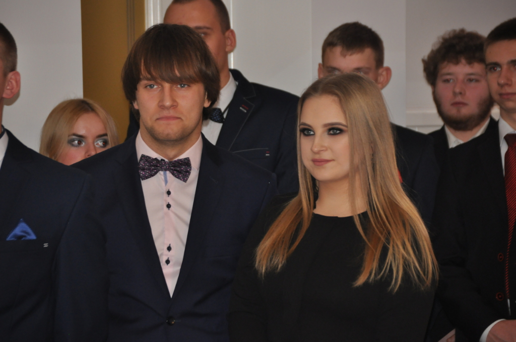 Studniówka Zespołu Szkół Zawodowych [GALERIA]