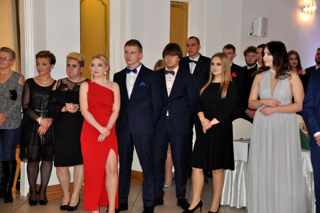 Studniówka Zespołu Szkół Zawodowych [GALERIA]