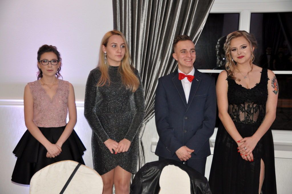 Studniówka Zespołu Szkół Zawodowych [GALERIA]