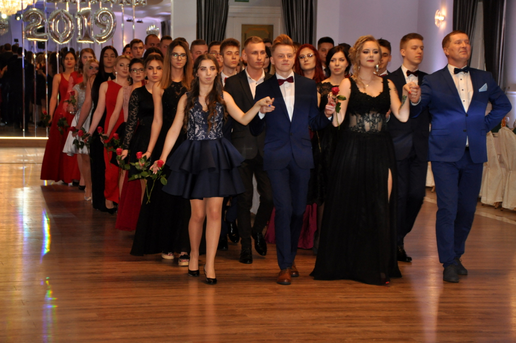 Studniówka Zespołu Szkół Zawodowych [GALERIA]