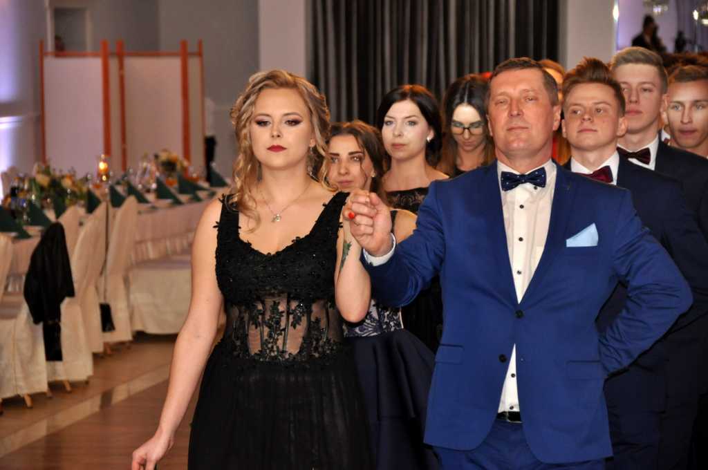 Studniówka Zespołu Szkół Zawodowych [GALERIA]