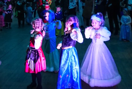 Przedszkolaki z Bajki bawili się w Szaffranie ZDJĘCIA