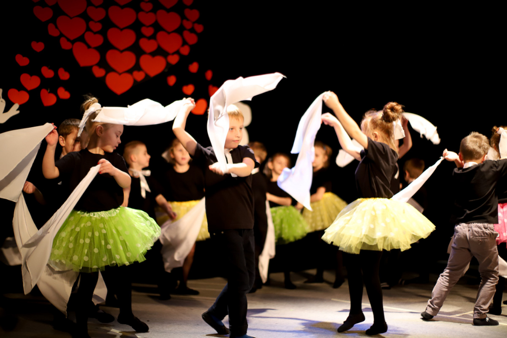 Dzień Babci i Dziadka w Jarzębince ZDJĘCIA