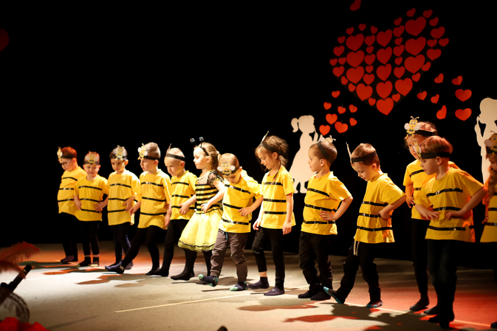 Dzień Babci i Dziadka w Jarzębince ZDJĘCIA