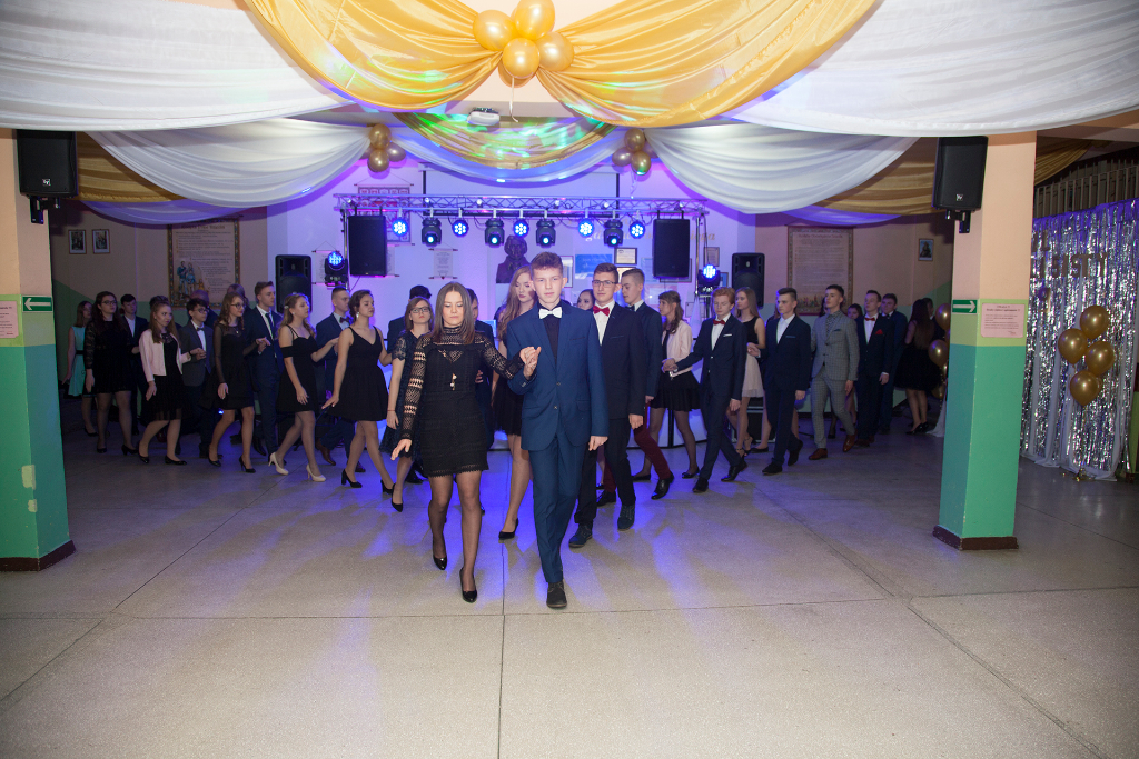Bal ósmych klas SP 3 – GALERIA i ZDJĘCIA GRUPOWE