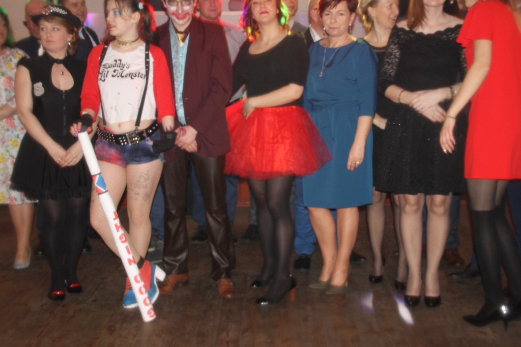 Zabawa karnawałowa w Drzewcach