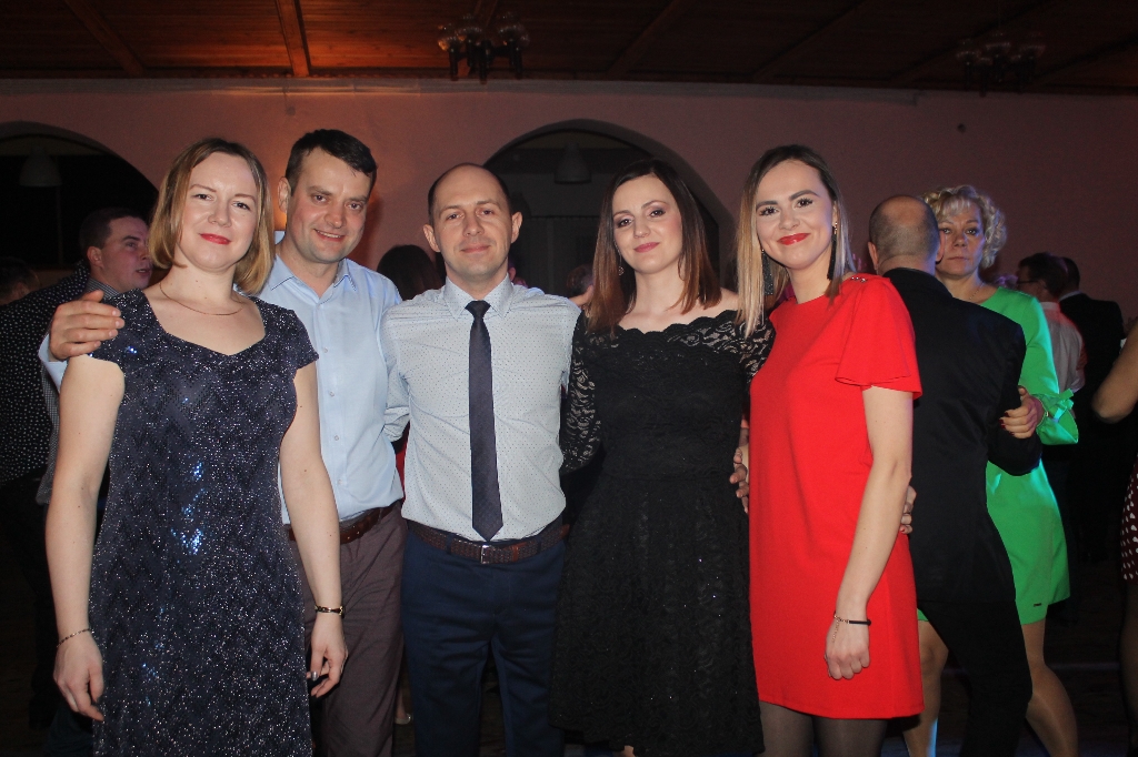 Zabawa karnawałowa w Drzewcach