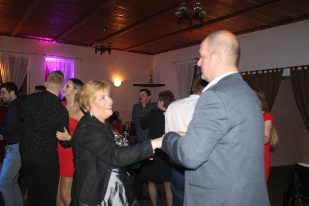 Zabawa karnawałowa w Drzewcach