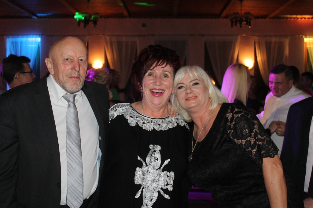 Zabawa karnawałowa w Drzewcach