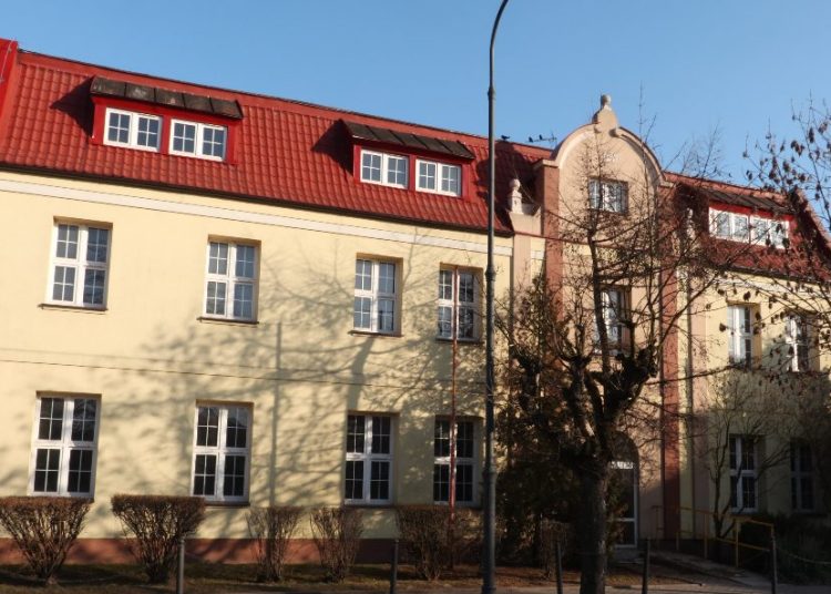 Dom Dziennego Pobytu w budynku po piątce?