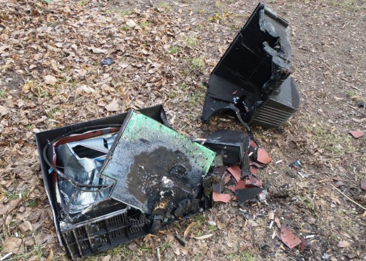 W mieszkaniu zapalił się telewizor ZDJĘCIA