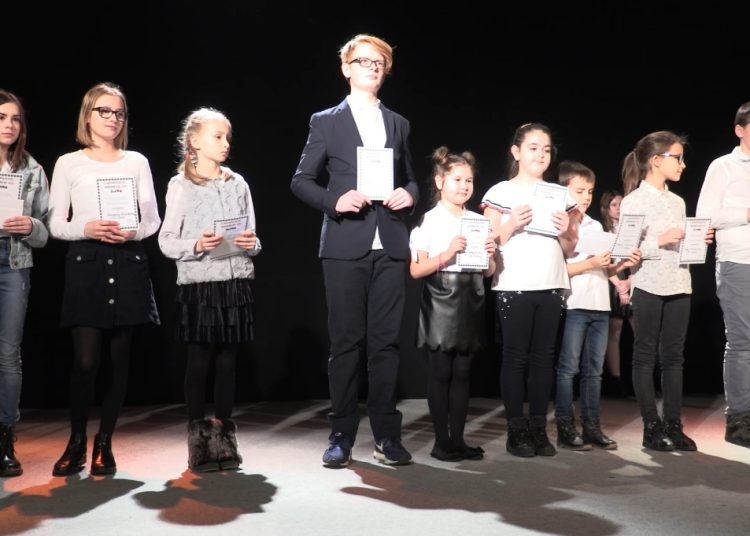 Konkurs recytatorski w Słupcy. Jury miało ciężki orzech do zgryzienia (FILM)
