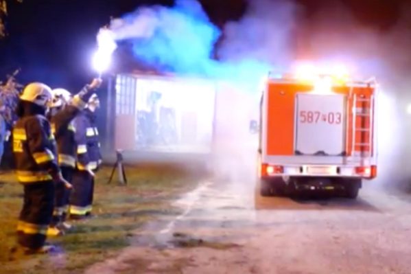 Wola Koszucka: Zobacz film z przekazania auta OSP