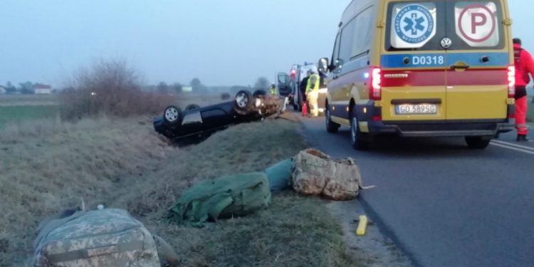 Wypadek Amerykanów. Dwie osoby ranne