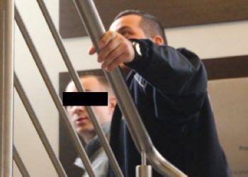 Zostaje za kratami. Chce, żeby zbadał go psychiatra