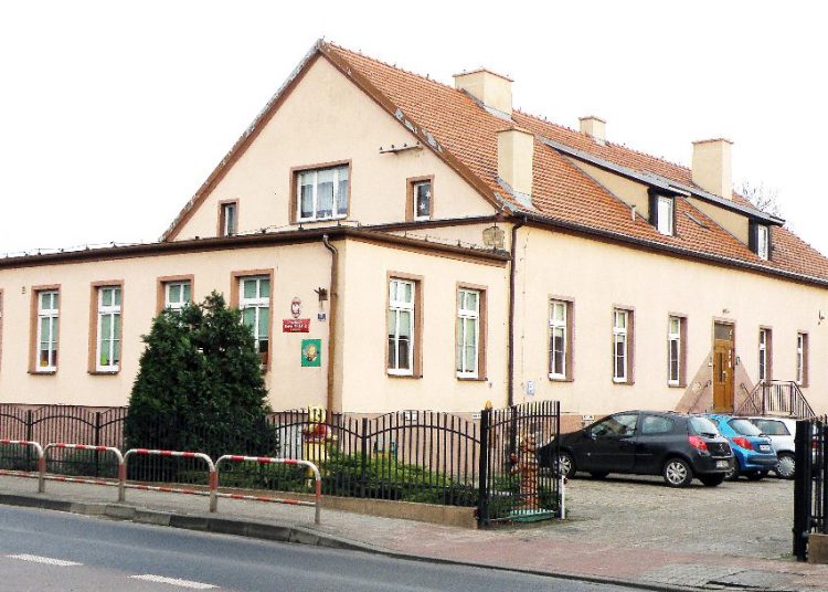 Seniorzy będą mieli nową siedzibę