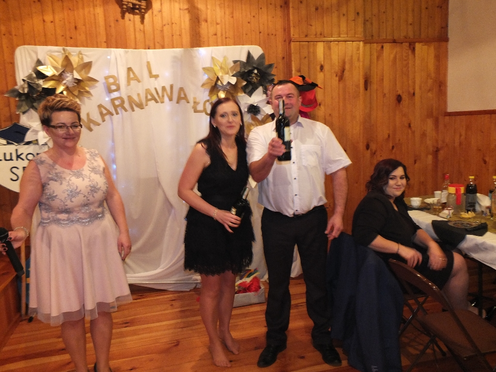 Bawili się dla szkoły z Łukomia