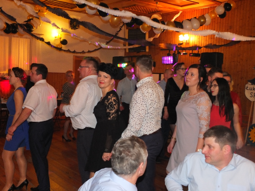 Bawili się dla szkoły z Łukomia