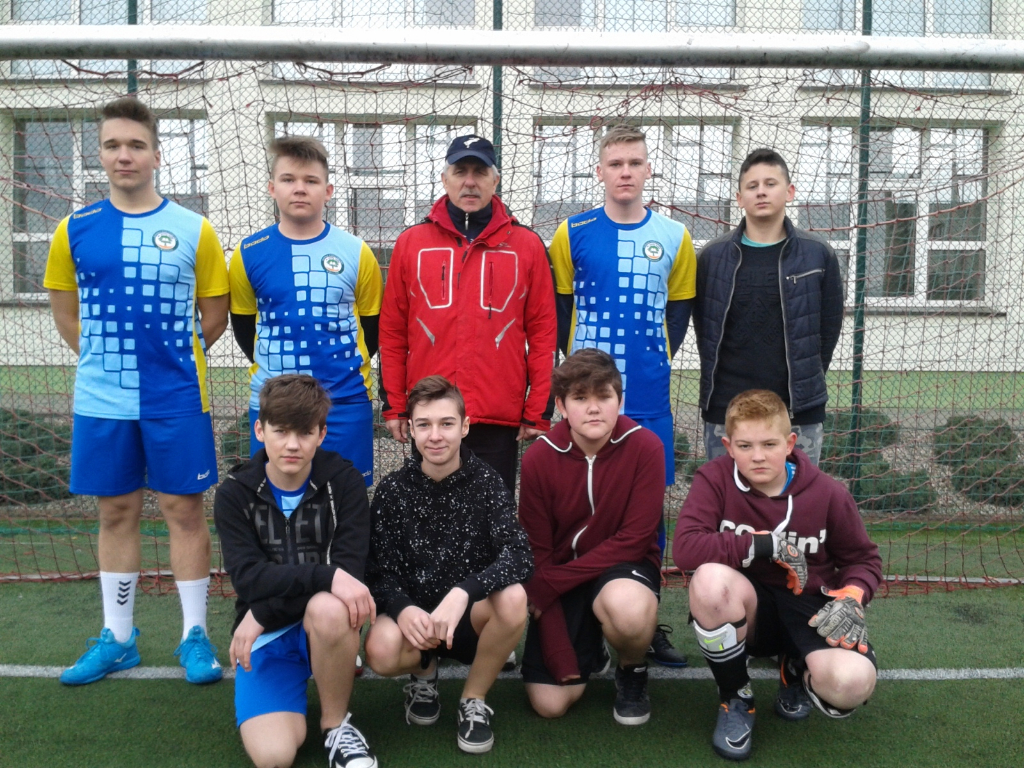 Piłkarscy mistrzowie z Cienina i Drążnej