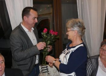 Wspaniały Dzień Kobiet z Pokojami