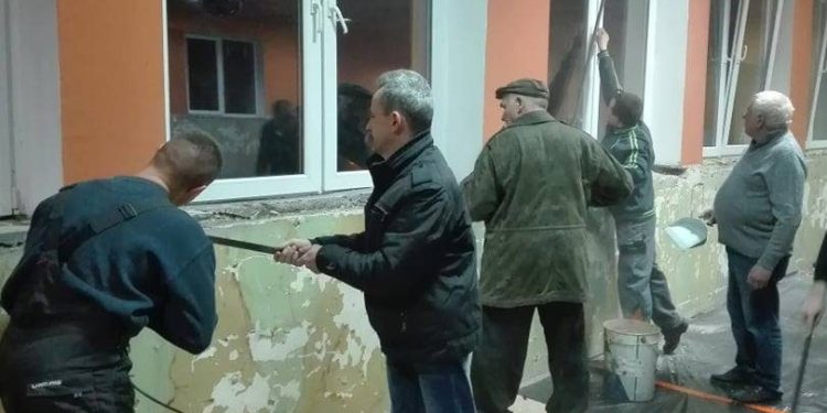 Kamień: Strażacy remontują salę ZDJĘCIA