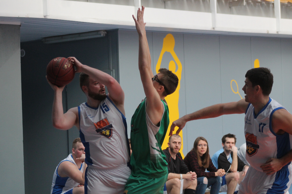 Koszykarskie ostatki dla Rawii