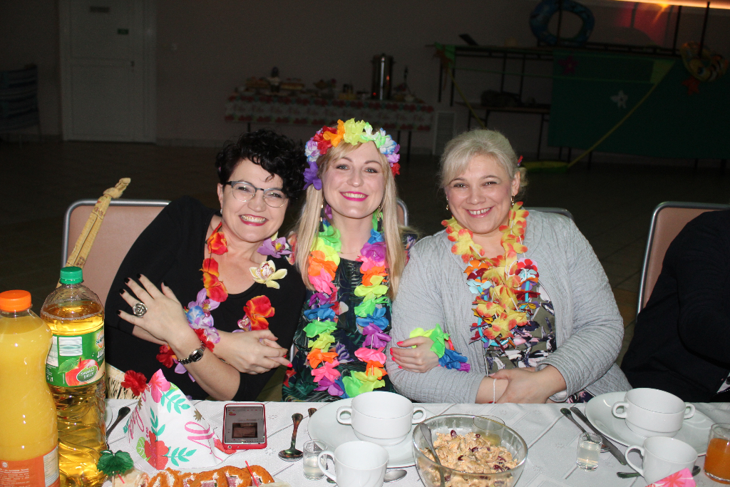 Szalony Dzień Kobiet w Cieninie Zabornym