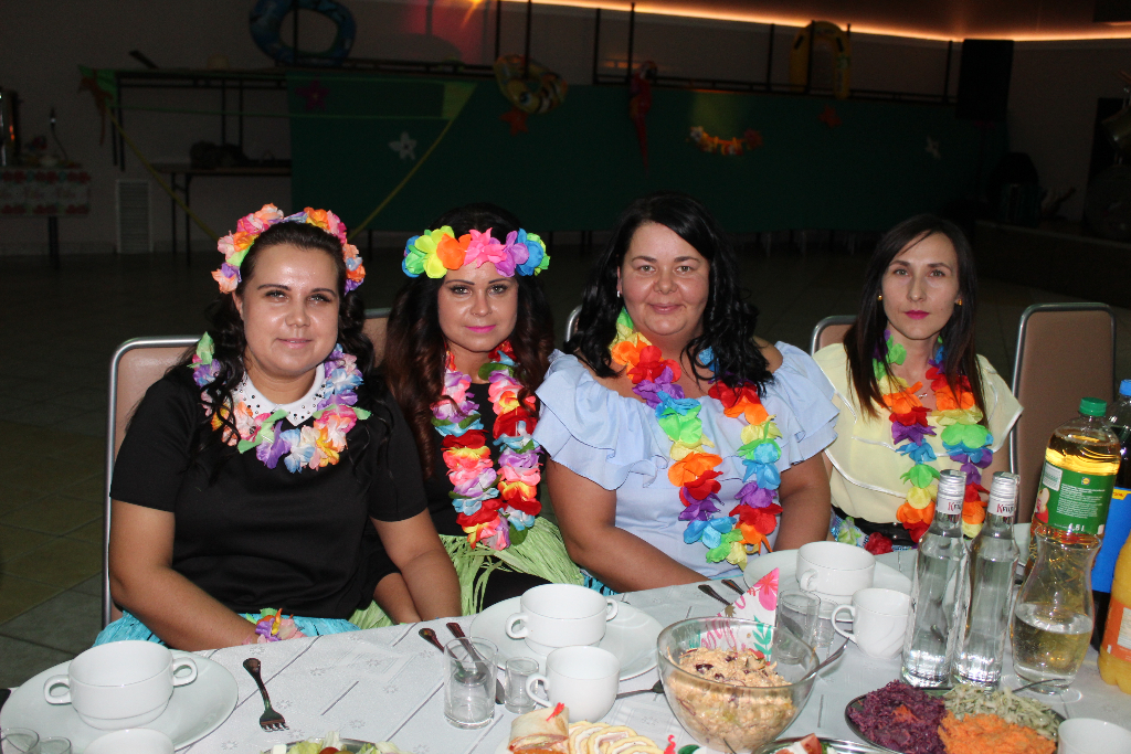 Szalony Dzień Kobiet w Cieninie Zabornym