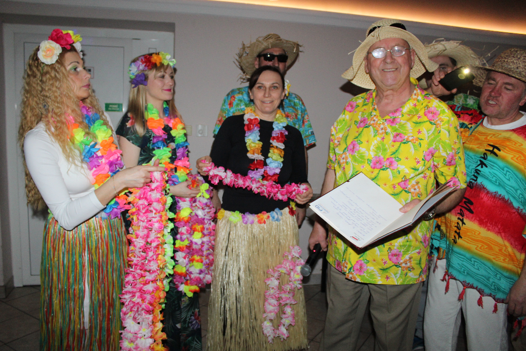 Szalony Dzień Kobiet w Cieninie Zabornym