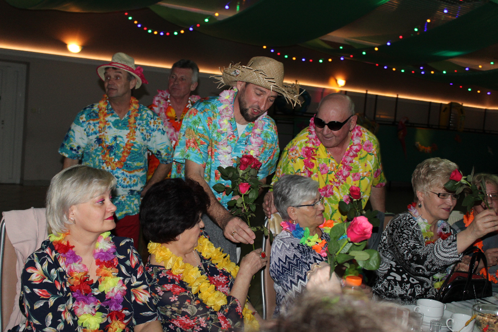 Szalony Dzień Kobiet w Cieninie Zabornym