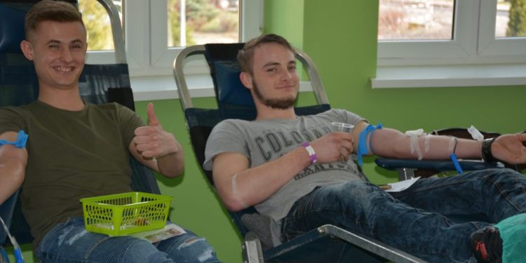 Oddali prawie 14 litrów krwi