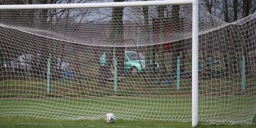 Wygrana Czarnych, remis Polanina