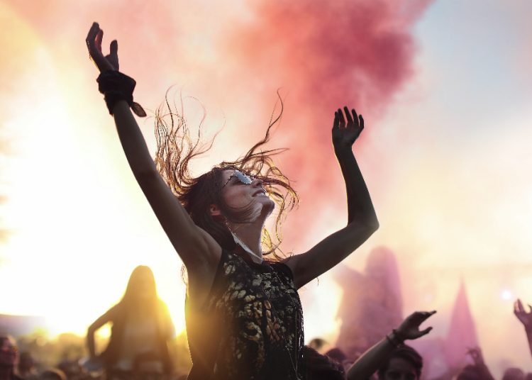 Jakie trendy będą widoczne w modzie wiosną i latem 2019 roku?