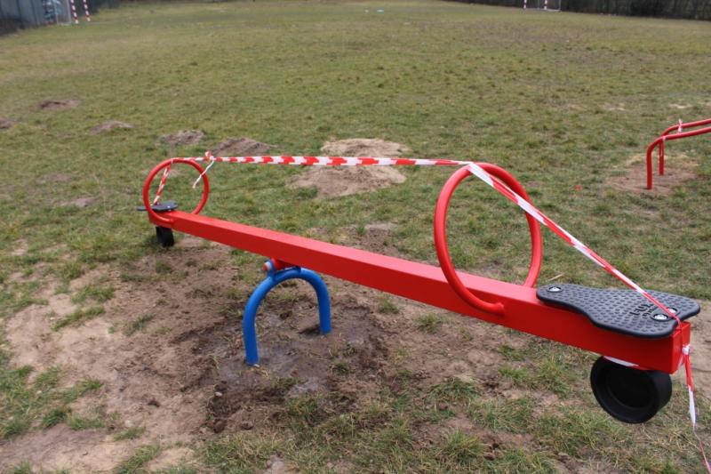 Mieczownica: Plac zabaw juz gotowy ZDJĘCIA