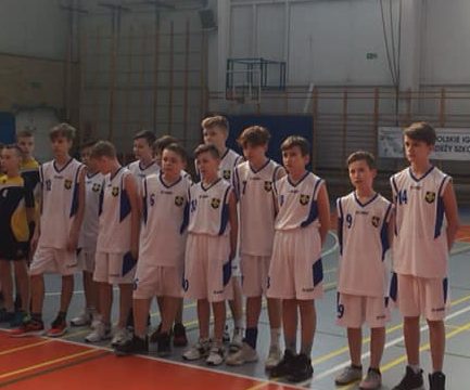 Trójka ponownie najlepsza w rejonie