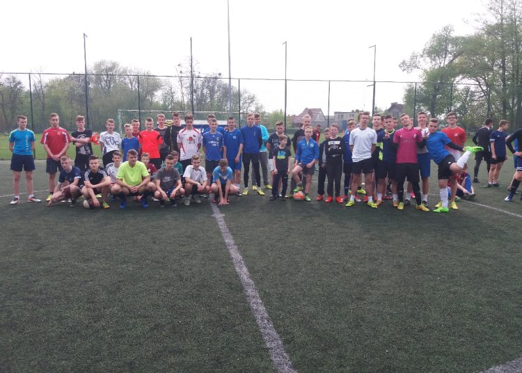 Majowe zmagania piłkarskie