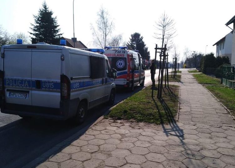 Zataczał się na ulicy. Pomogli mu