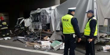Śmiertelny wypadek pod Strzałkowem. Autostrada zablokowana ZDJĘCIA