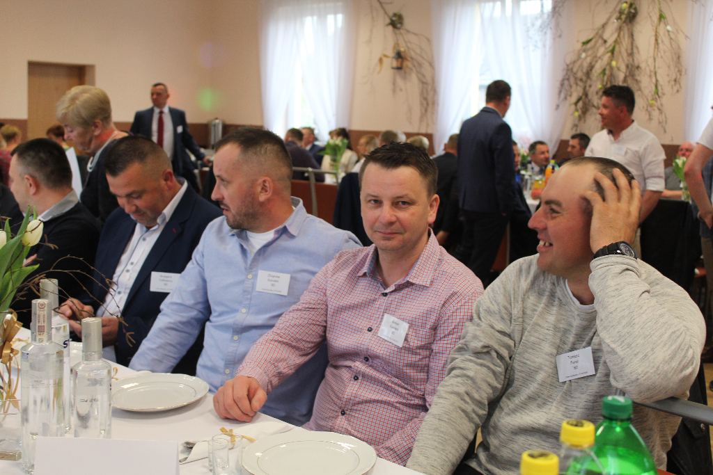 Zjazd absolwentów w Cieninie Kościelnym