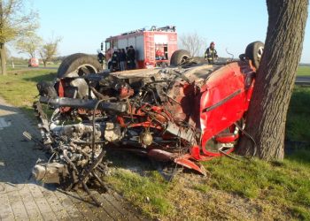 Wypadł z drogi i dachował na K92 ZDJĘCIA