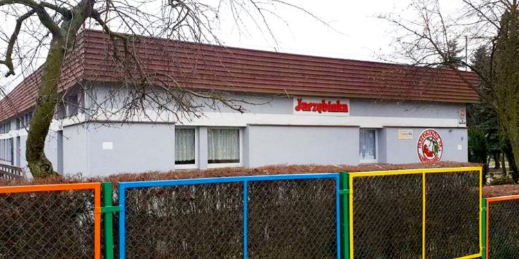 Pracownicy obsługi też strajkują. W Jarzębince nie będzie obiadów